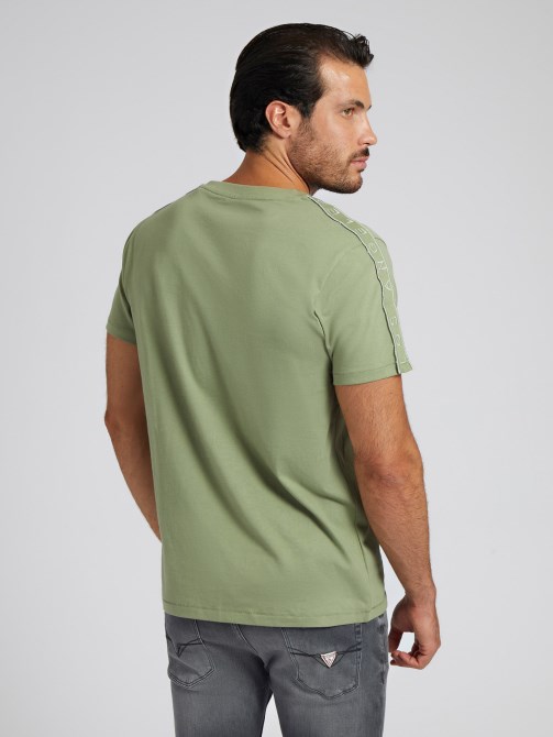 تيشيرت بشريط الشعار - أخضر Guess