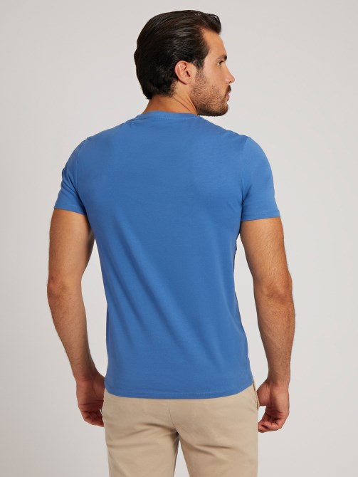 تي شيرت شعار المثلث الأزرق Guess