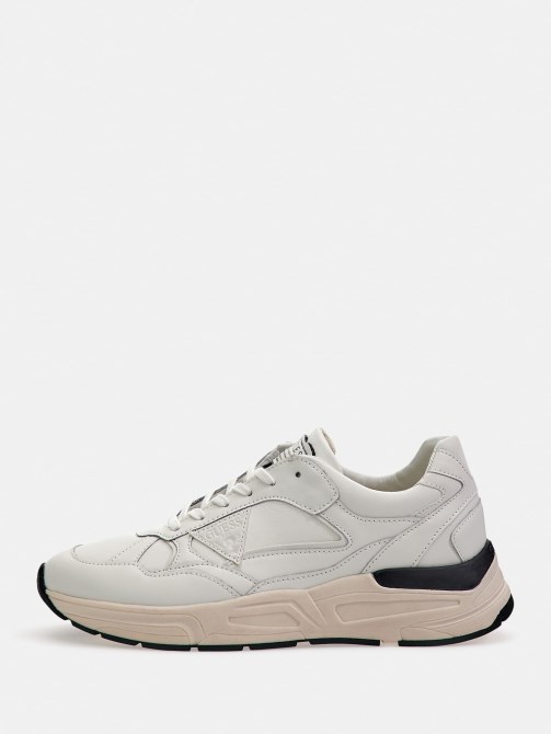 إيمولا حذاء رياضي مثلث الشكل أبيض Guess