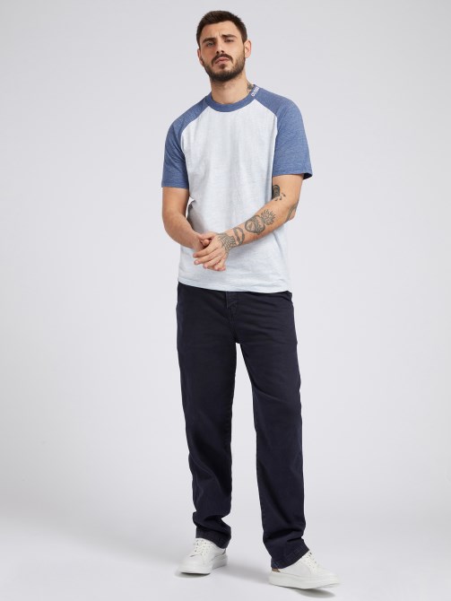 تيشيرت بألوان متباينة جيس أزرق متعدد