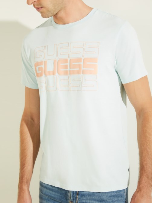 تيشيرت بشعار أمامي أزرق فاتح Guess