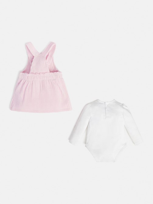 فستان سروال قصير أبيض من Guess الجسم