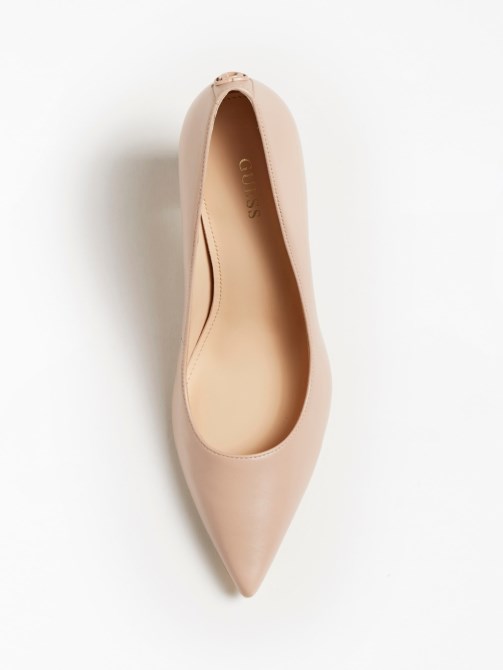 حذاء جيس بيتي من الجلد الطبيعي باللون البيج