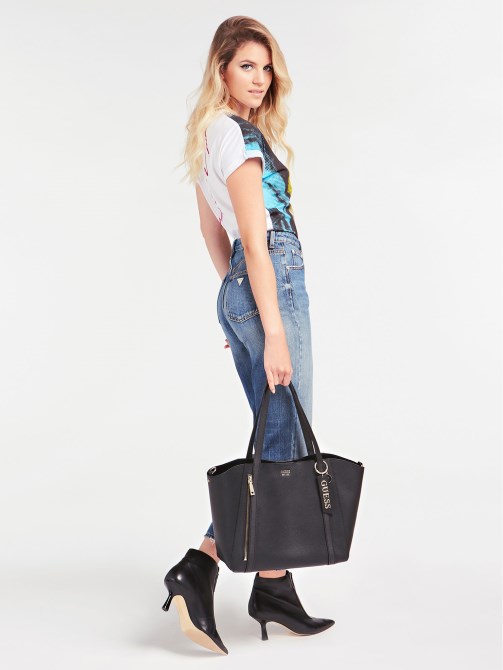 نايا المتسوق Pochette Guess