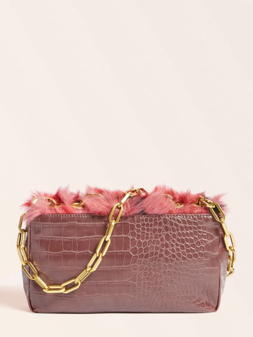 تخمين هيلما فو عبر الجسم الأحمر