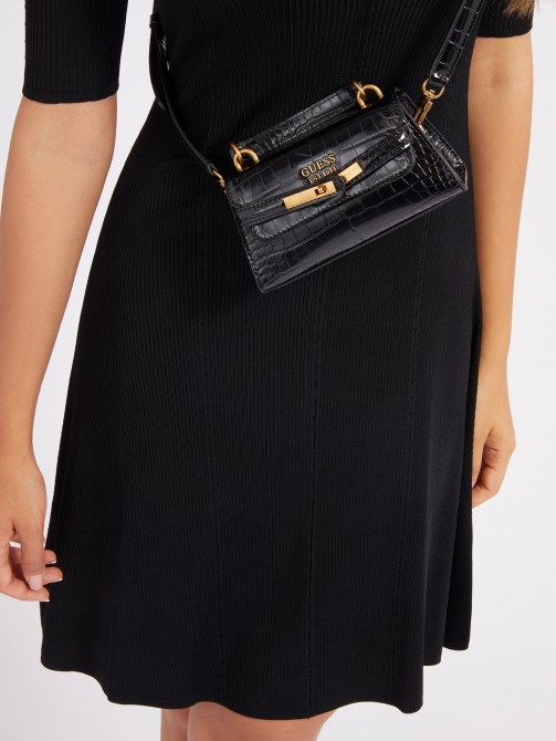 حقيبة يد صغيرة بطبعة جلد التمساح باللون الأسود Guess