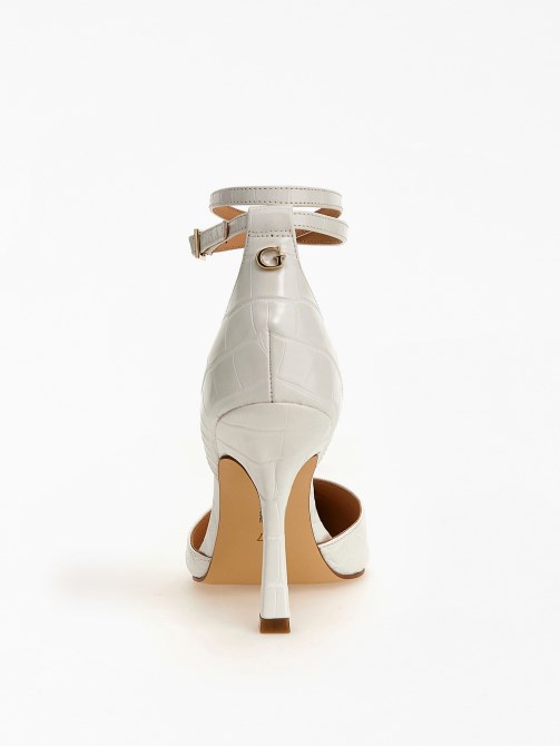 صندل Guess Sidnie بطبعة التمساح أبيض