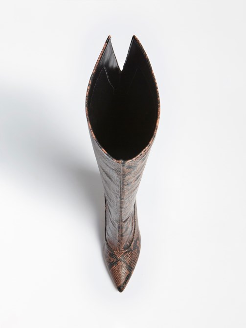 براون Guess Ladie Python Print High Boot