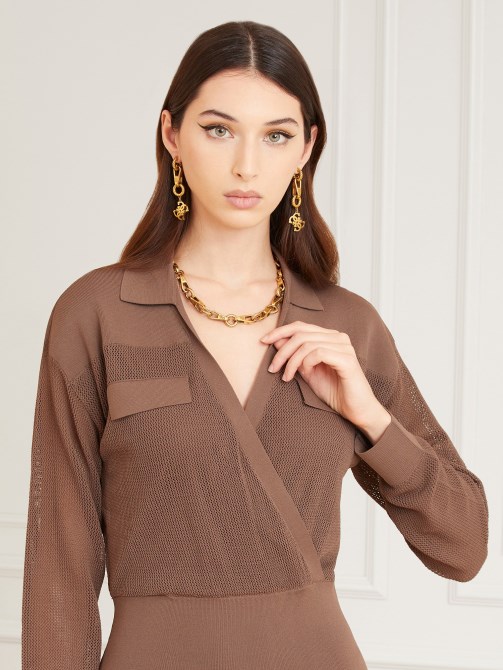 فستان منسوج من Marciano باللون البني Guess