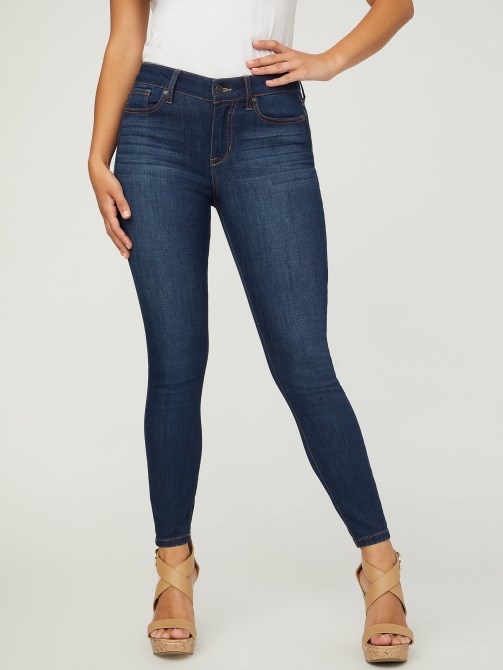 جينز ضيق متوسط ​​الارتفاع Guess Jadenulpt