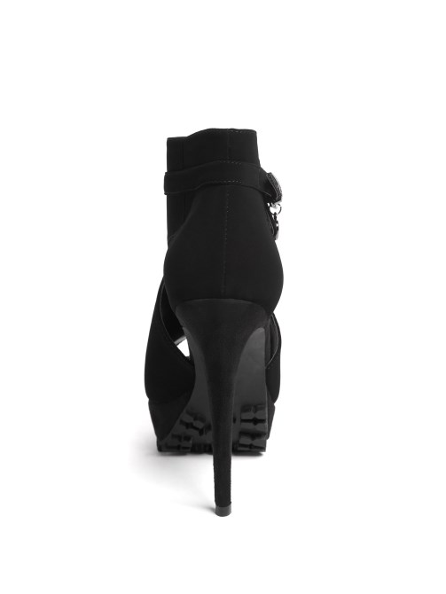 الأسود Zandy Strappy الكعوب تخمين