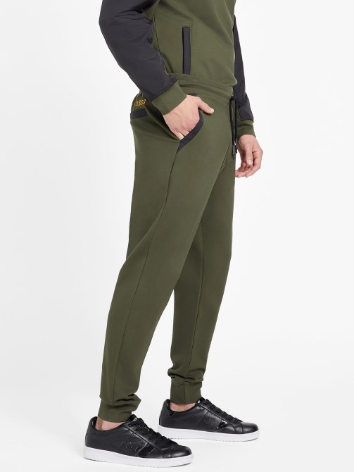 تخمين Takoda Joggers الغابة المخيفة
