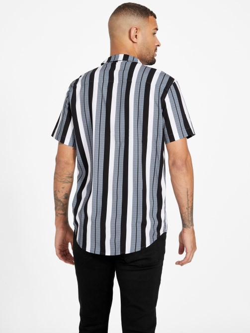 قميص مخطط ناريا من Guess باللون الأسود