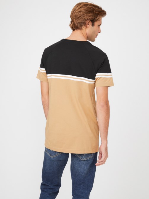 المحمص رمادي داكن Kido Color-block Tee Guess