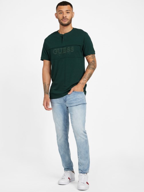 جبال الألب جروف Guess Eco Otis Henley Tee
