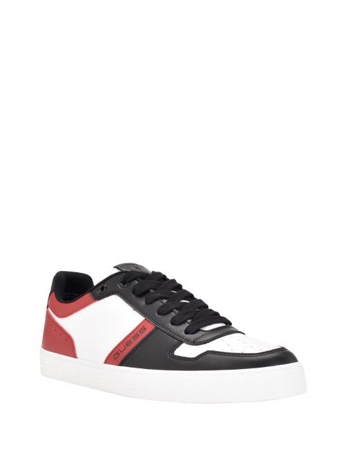 حذاء رياضي بيزا بدون رقبة أسود Guess
