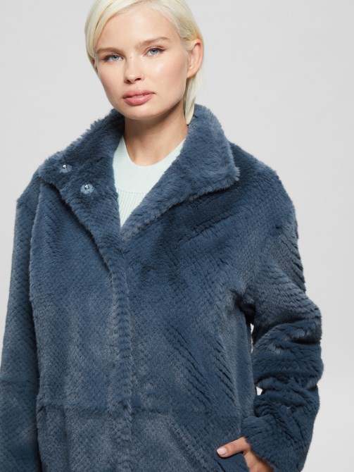 معطف من الفرو الصناعي من Michelina Nordic Sea Multi Guess