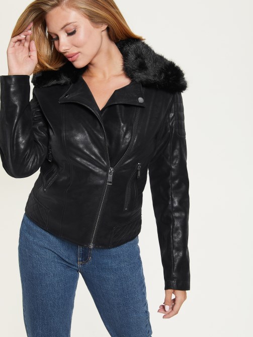 جاكيت أوليفيا موتو أسود جت Guess