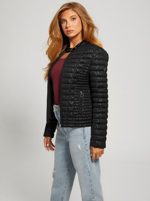 سترة سوداء مبطنّة بشعار Guess Vona