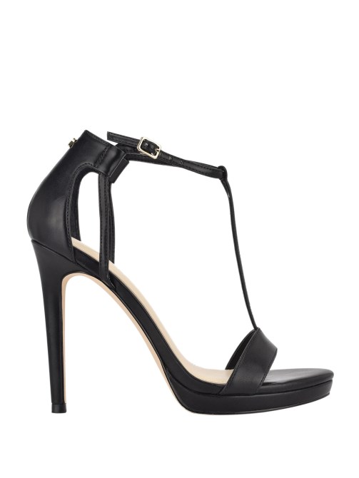 حذاء أسود بحزام Tecru من Guess