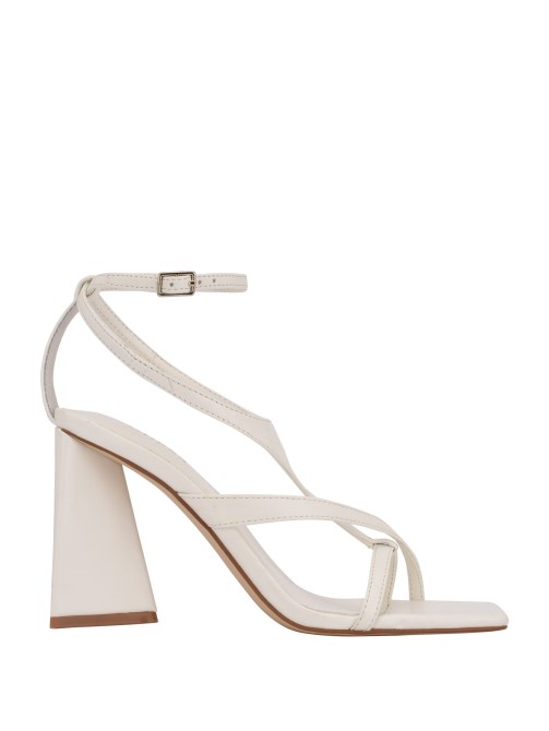 Kanai Strappy الكعوب متوهج بانا تخمين