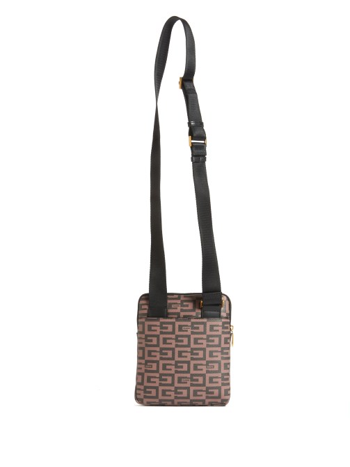 تخمين براون هروب شقة Crossbody